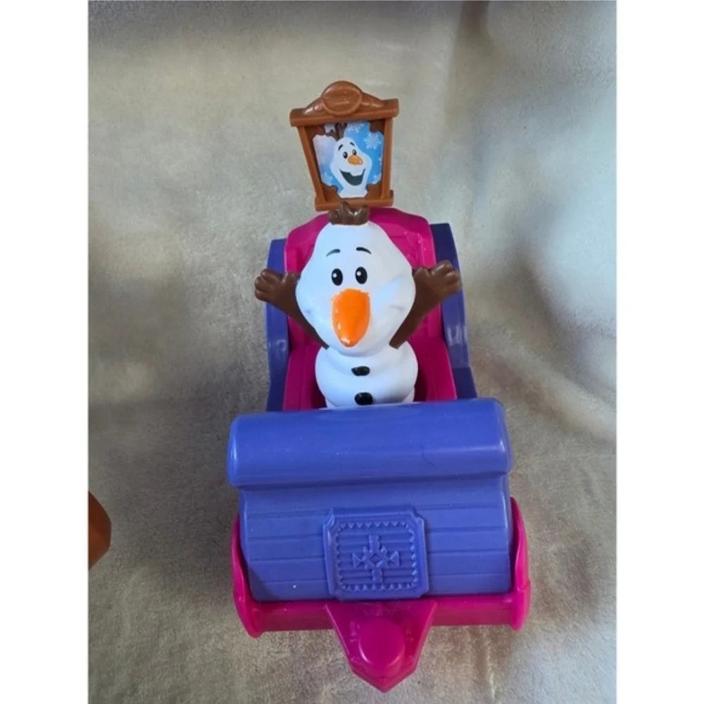 Fisher-Price Little People Disney Frozen Olaf's Sleigh Toy Vehicle Snowman Olaf